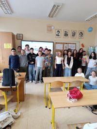 f17b5c41-9e5d-4ea2-89cc-0522f610c05d.jpg